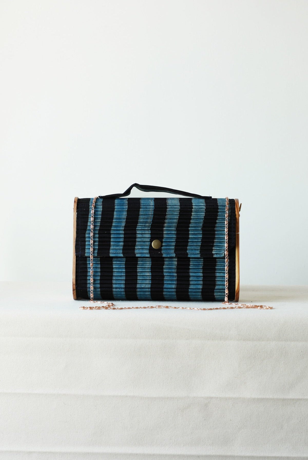 Harir Upcycled Capsule Clutch - CiceroniClutchLukka Chuppi