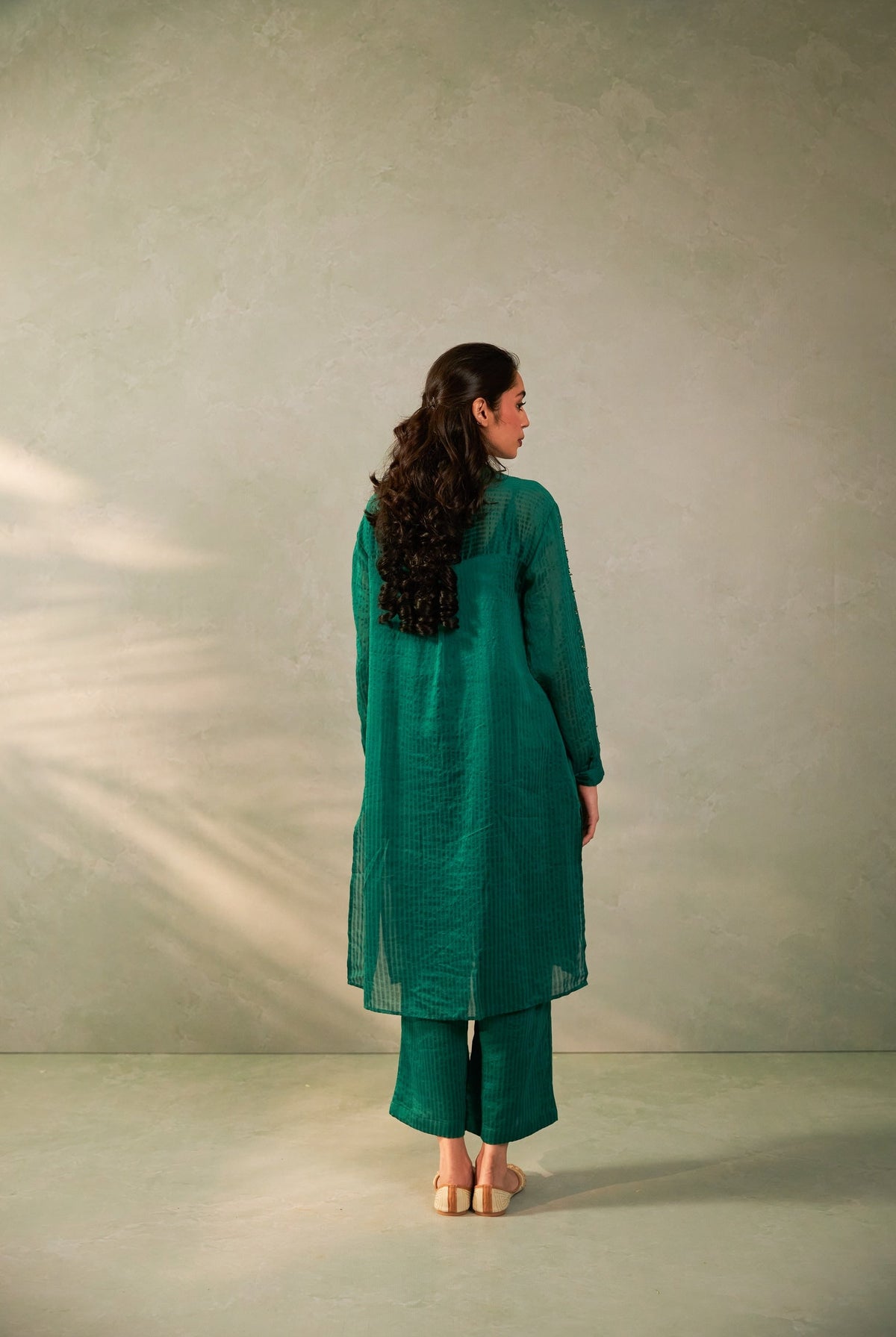 Hariyali Bahaar Embroidered Co-ord Set- Set of 2 - CiceroniKurta Set, Festive WearPants and Pajamas
