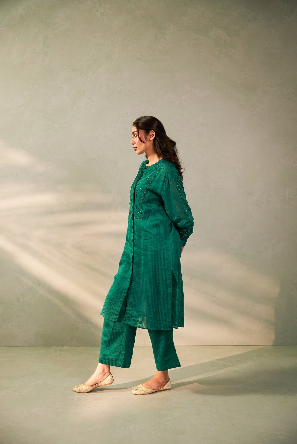 Hariyali Bahaar Embroidered Co-ord Set- Set of 2 - CiceroniKurta Set, Festive WearPants and Pajamas