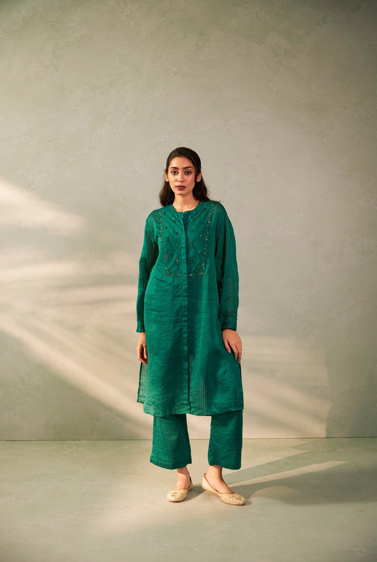 Hariyali Bahaar Embroidered Co-ord Set- Set of 2 - CiceroniKurta Set, Festive WearPants and Pajamas