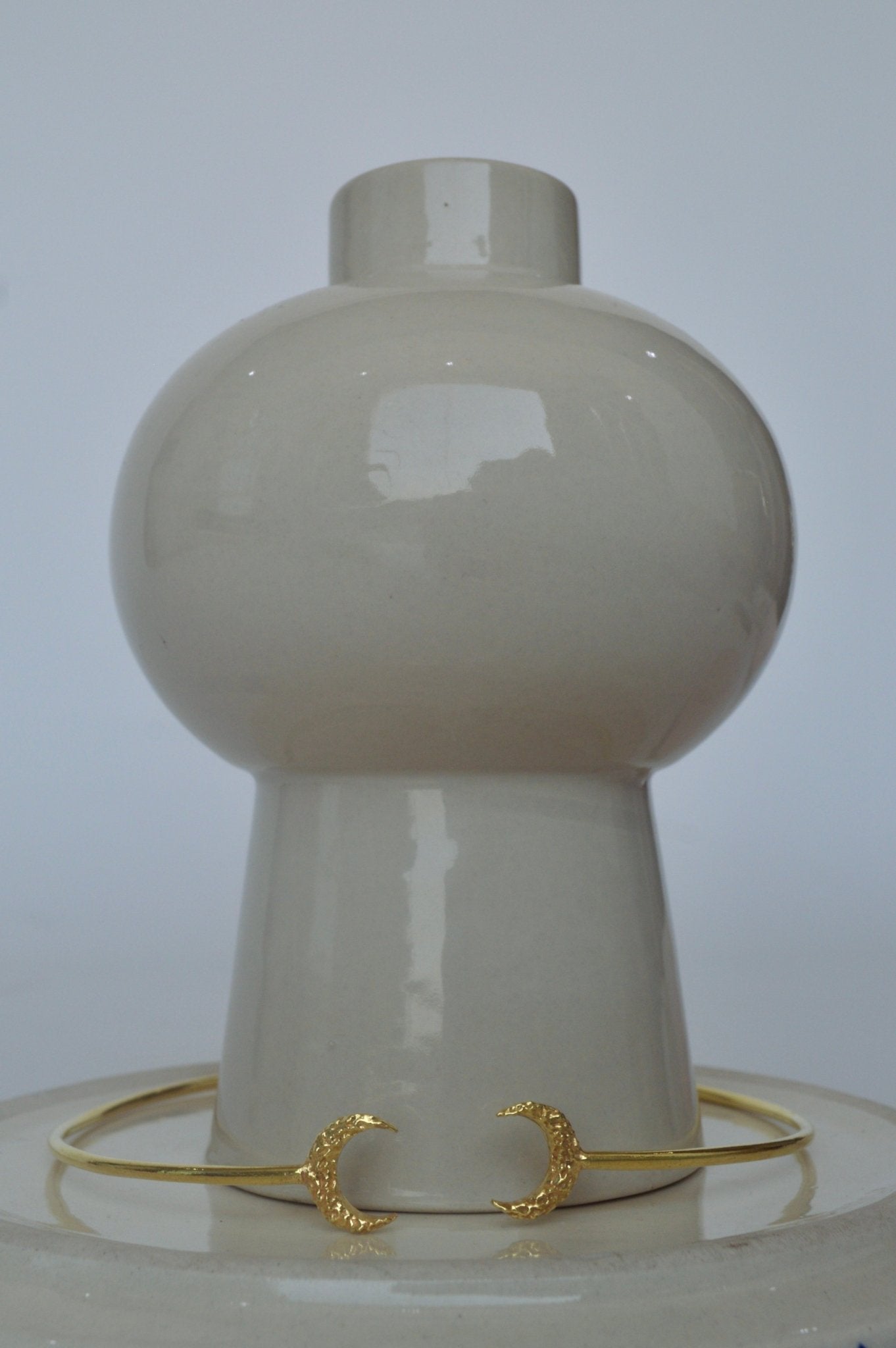 Hollow Moon Choker - CiceroniChokerThe Loom Art