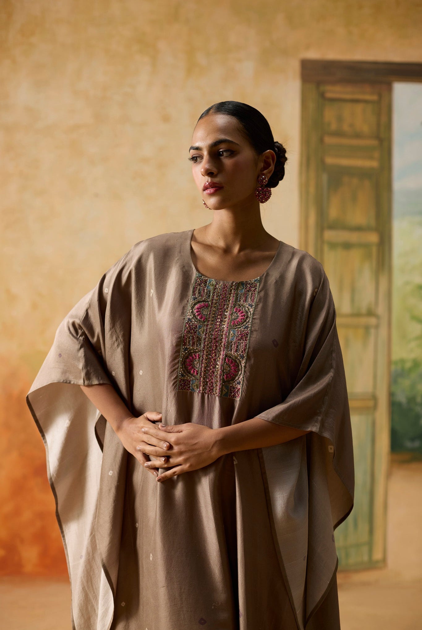 Holly Kaftan - Brown - CiceroniKaftanKhyati Rughani