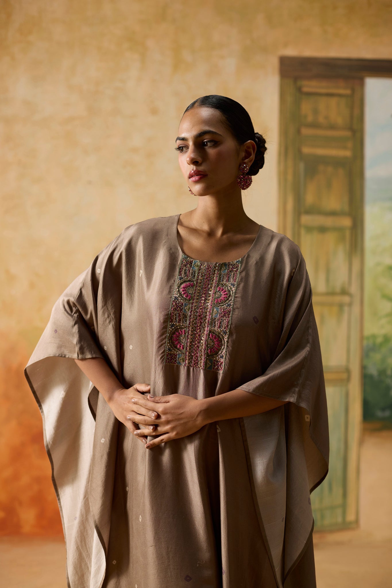 Holly Kaftan - Brown - CiceroniKaftanKhyati Rughani
