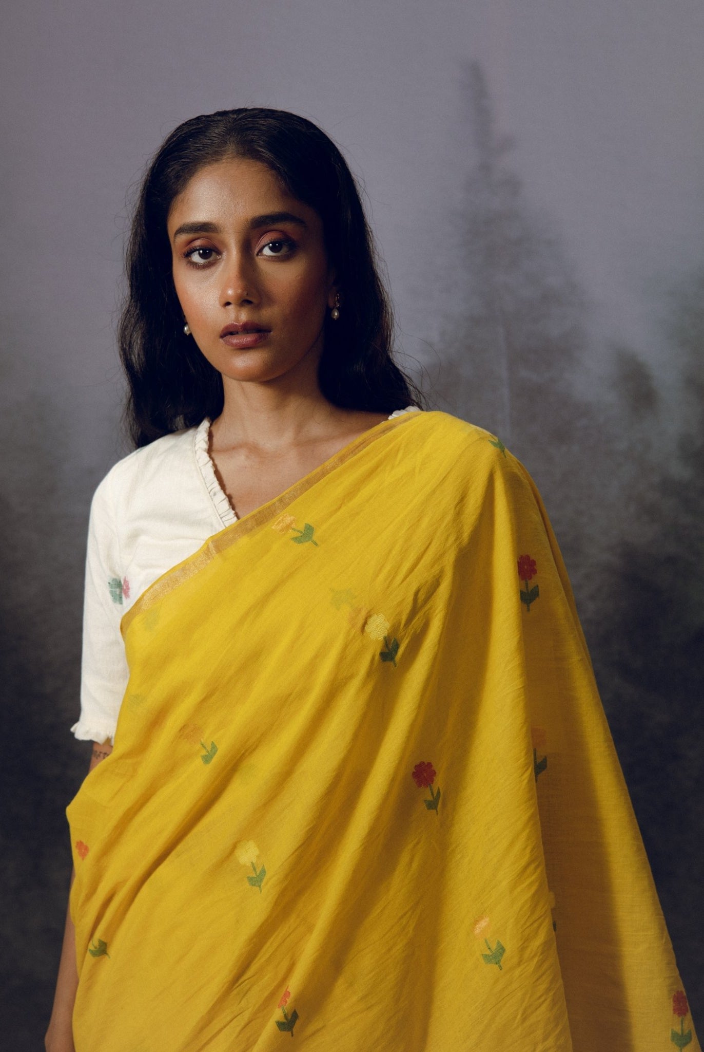 Holud Phool Saree - CiceroniSareeGulmohar Calcutta