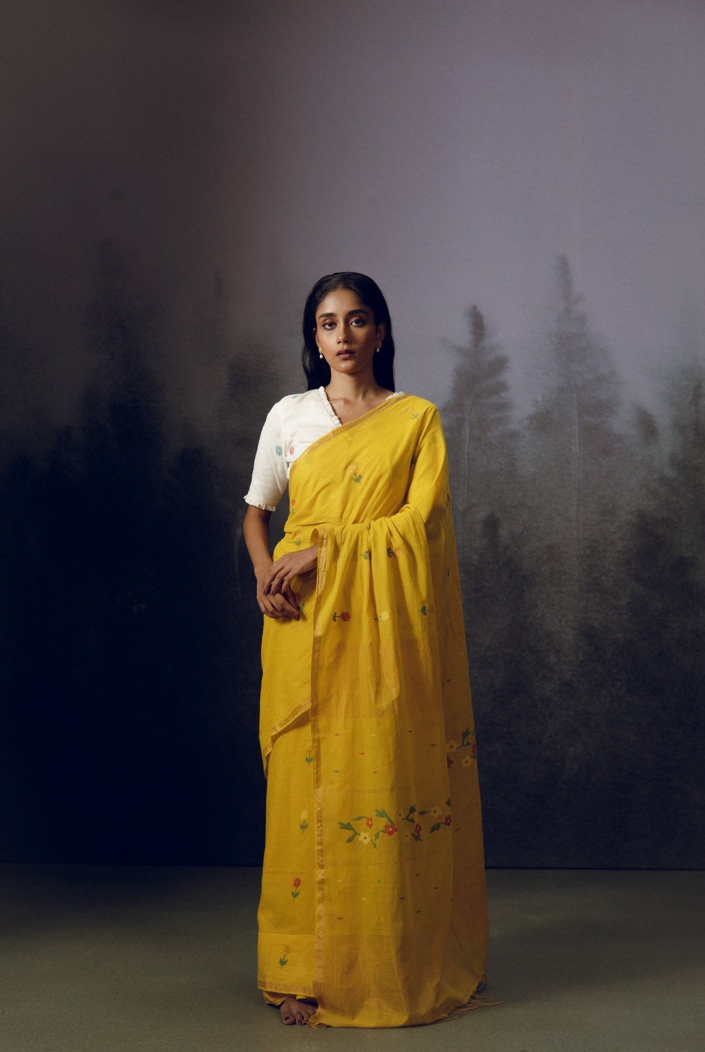 Holud Phool Saree - CiceroniSareeGulmohar Calcutta