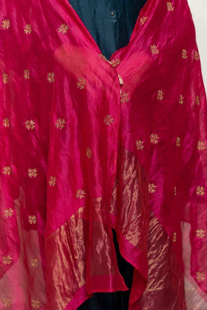 Hoor Odhani - Rani Pink - CiceroniOdhaniNirjara