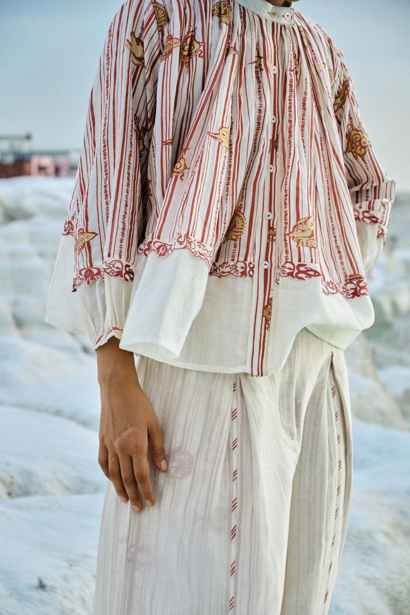 Htet Gathered Top - CiceroniTopsAhmev