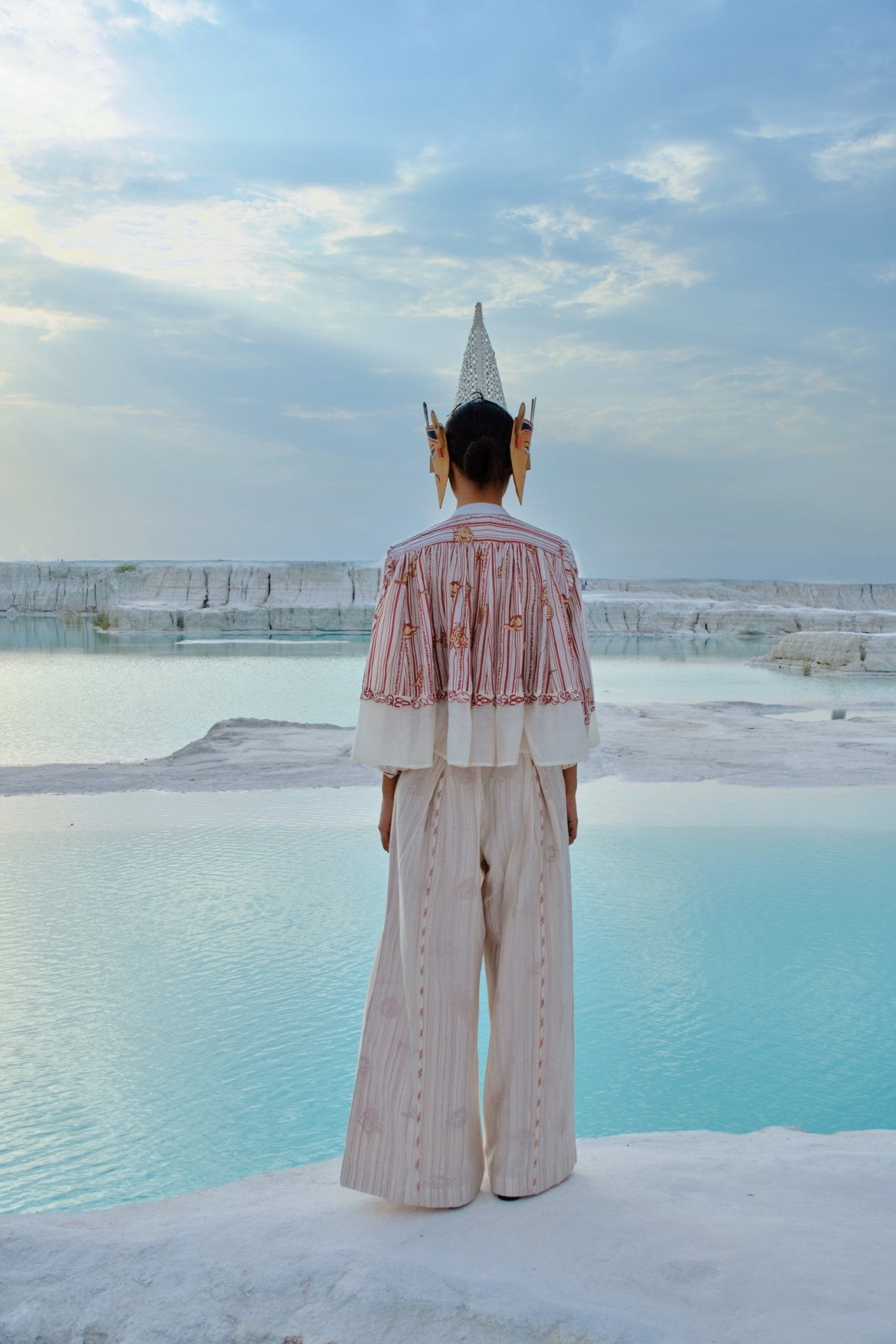 Htet Gathered Top - CiceroniTopsAhmev