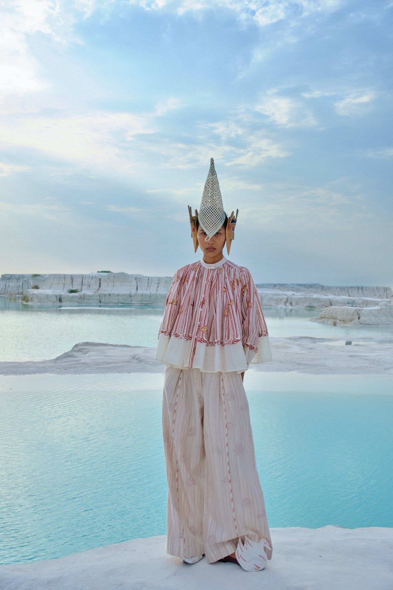 Htet Gathered Top - CiceroniTopsAhmev