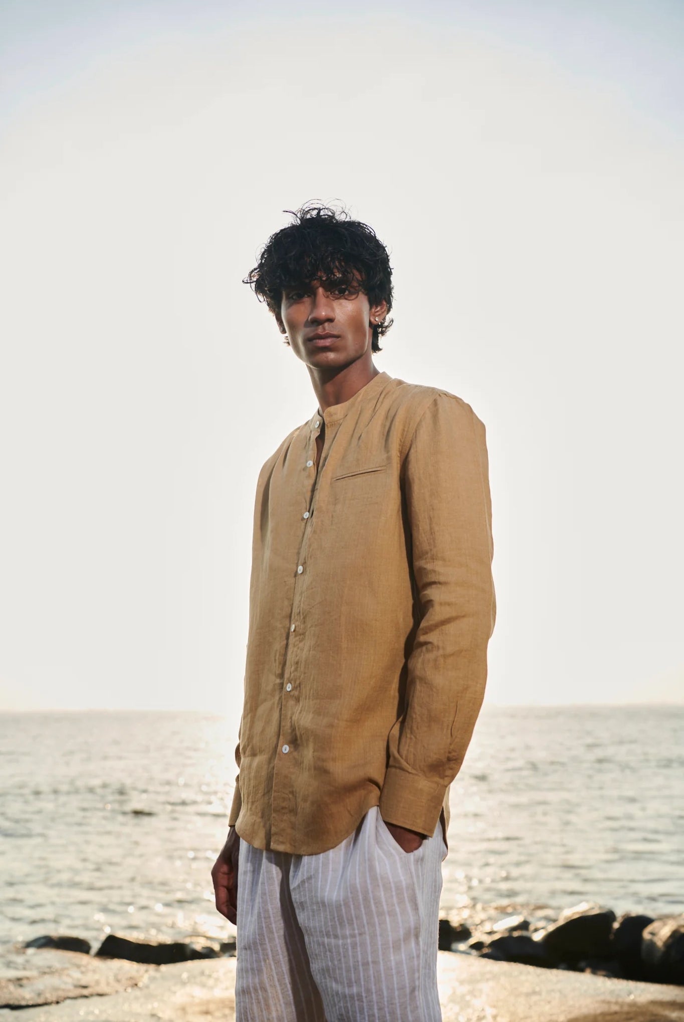 Husk Linen Men's Band Collar Shirt - Slim Fit - CiceroniShirtSaphed