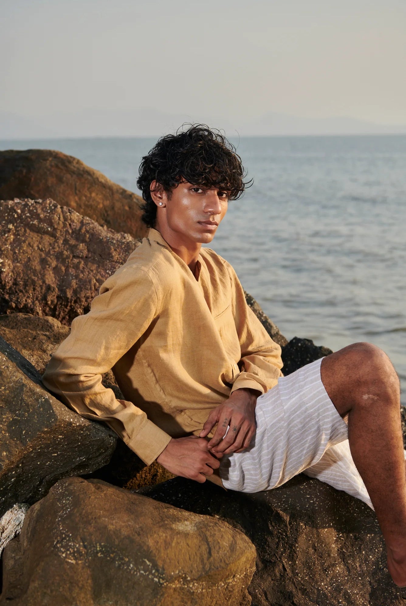 Husk Linen Men's Band Collar Shirt - Slim Fit - CiceroniShirtSaphed