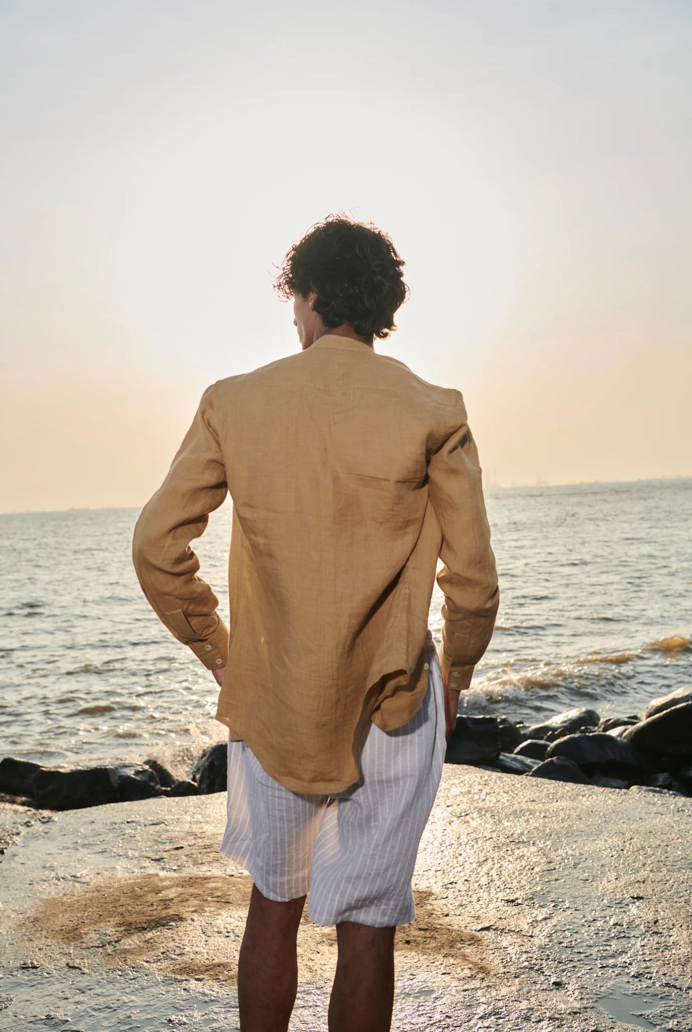 Husk Linen Men's Band Collar Shirt - Slim Fit - CiceroniShirtSaphed