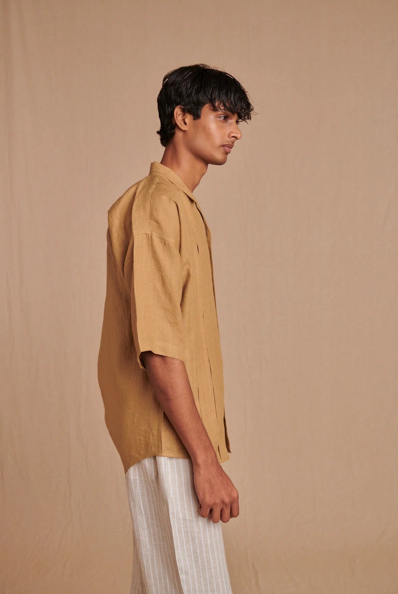 Husk Linen Men's Pleated Camp Collar Shirt - CiceroniMen ShirtsSaphed