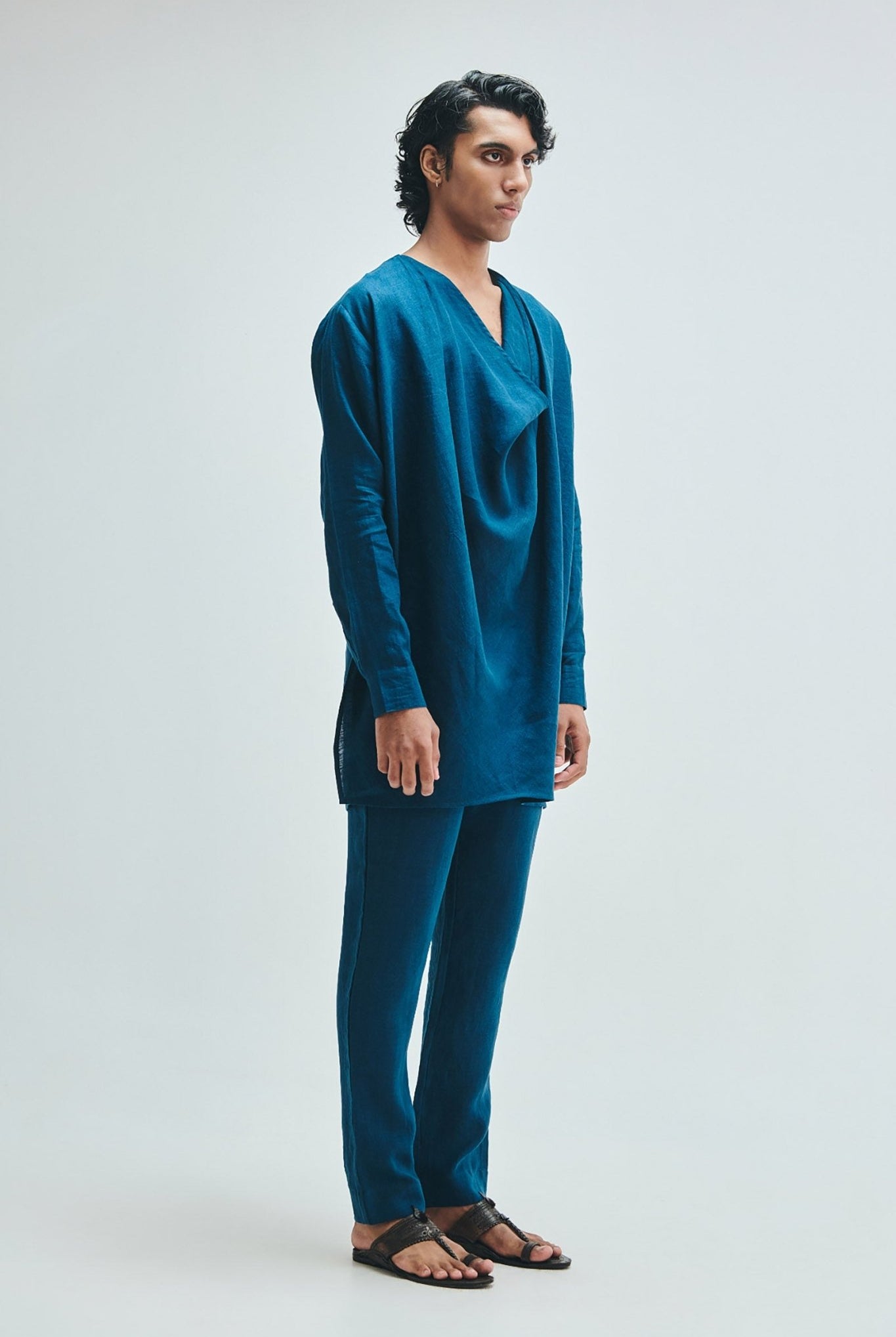 Indigo Linen Men's Cowl Neck Kurta - CiceroniKurtaSaphed