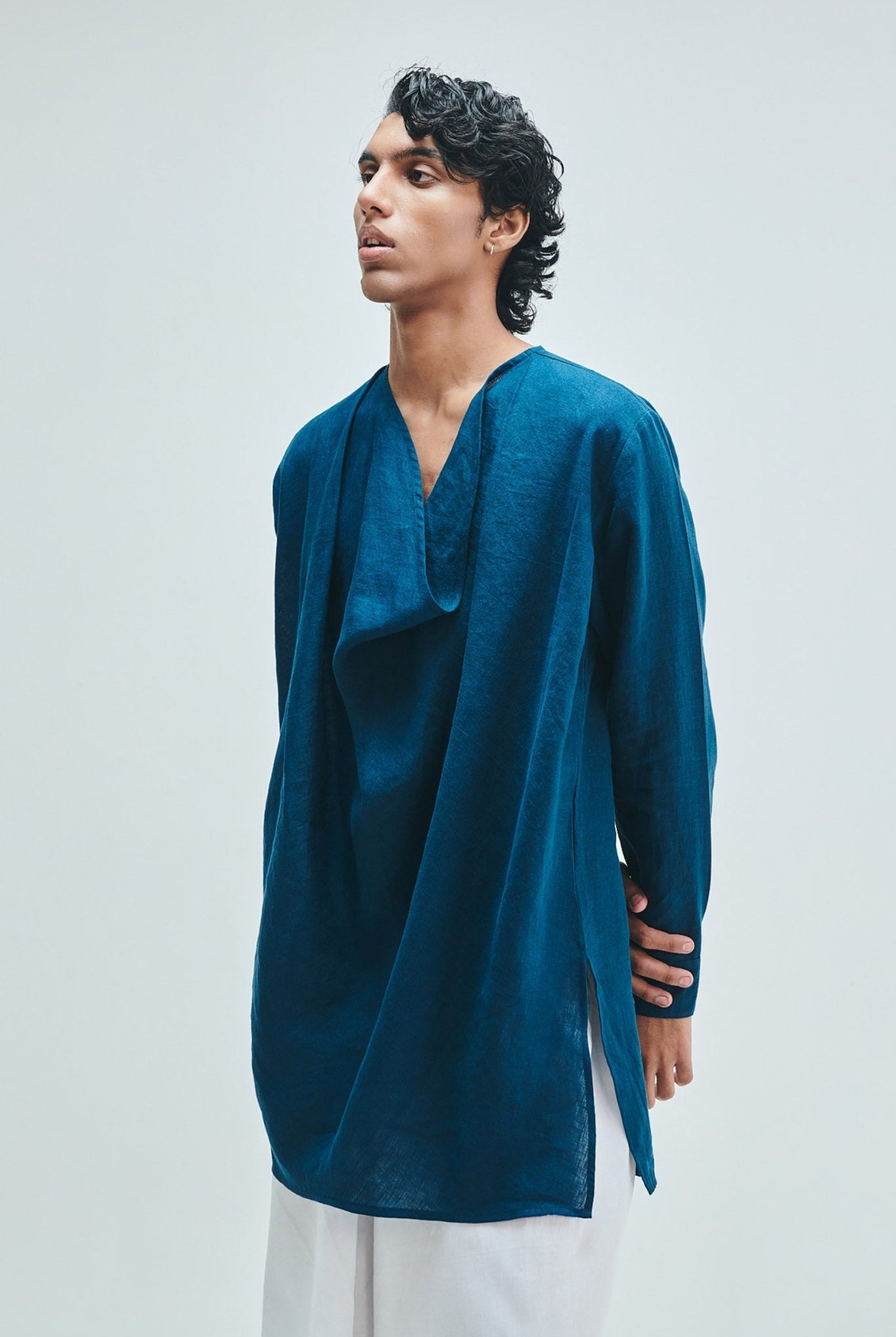 Indigo Linen Men's Cowl Neck Kurta - CiceroniKurtaSaphed