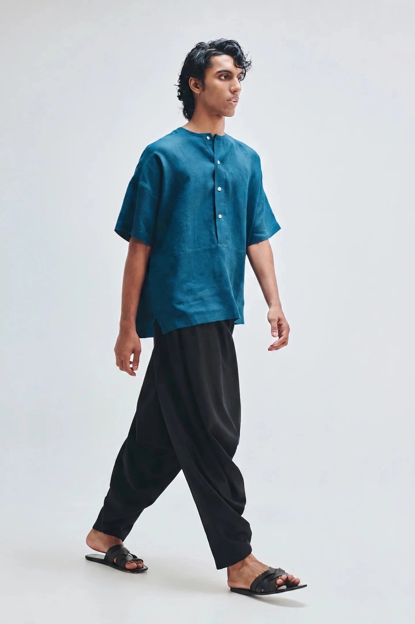Indigo Linen Men's Half Sleeves Panelled Shirt Kurta - CiceroniShirt KurtaSaphed
