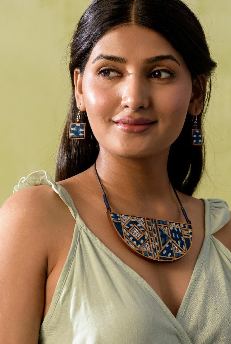 Indigo Maze Necklace - CiceroniNecklaceWhe by Abira