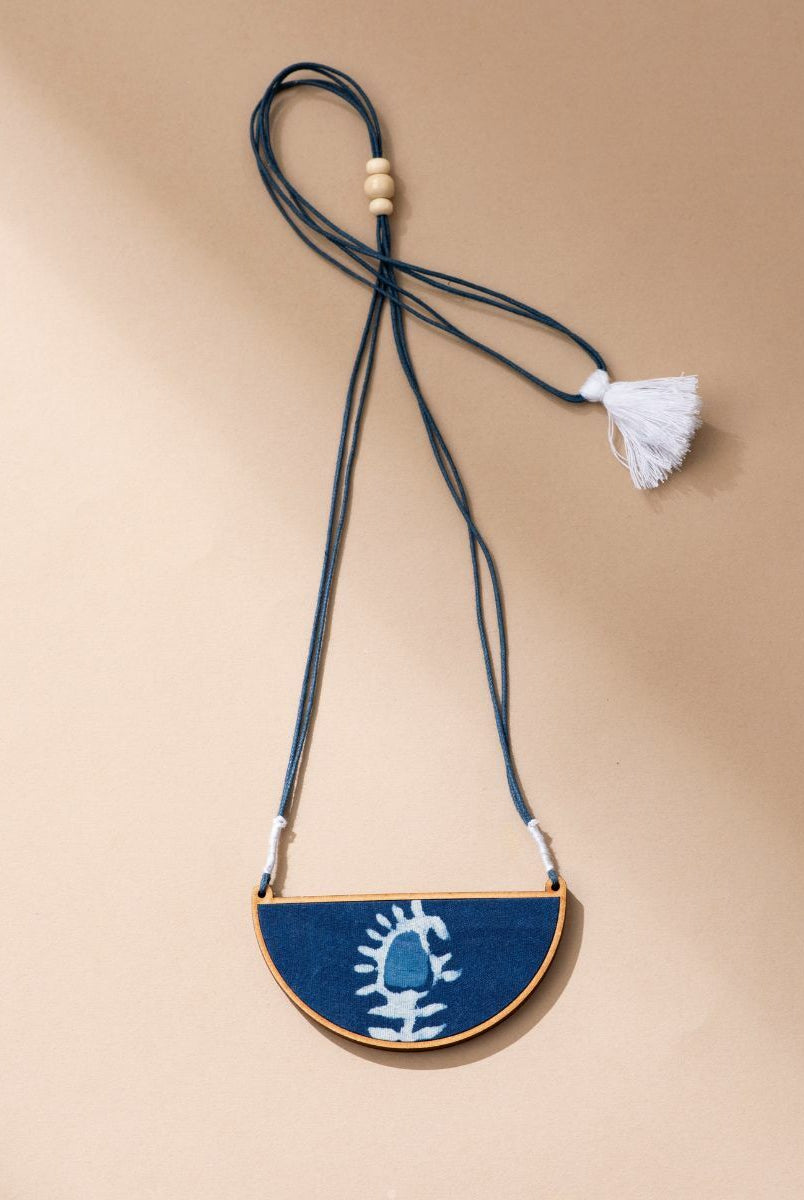 Indigo Semi Circle Necklace - CiceroniNecklaceWhe by Abira
