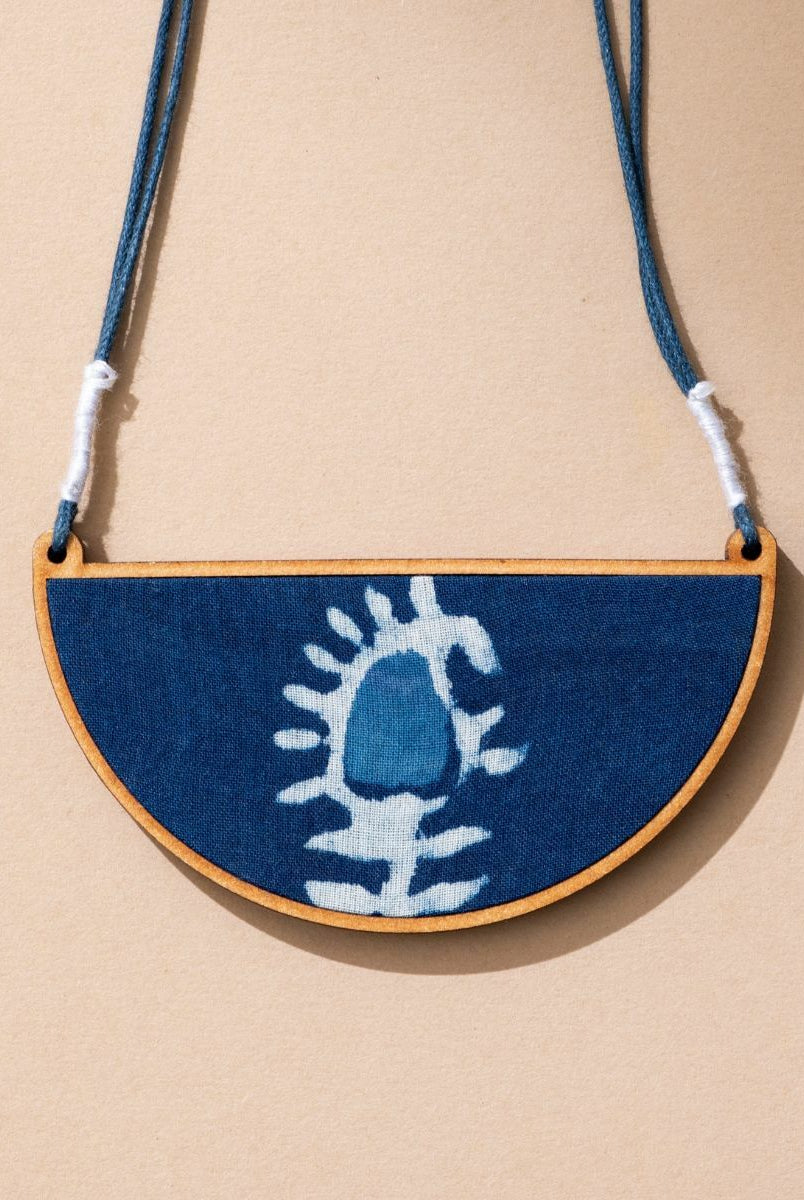 Indigo Semi Circle Necklace - CiceroniNecklaceWhe by Abira