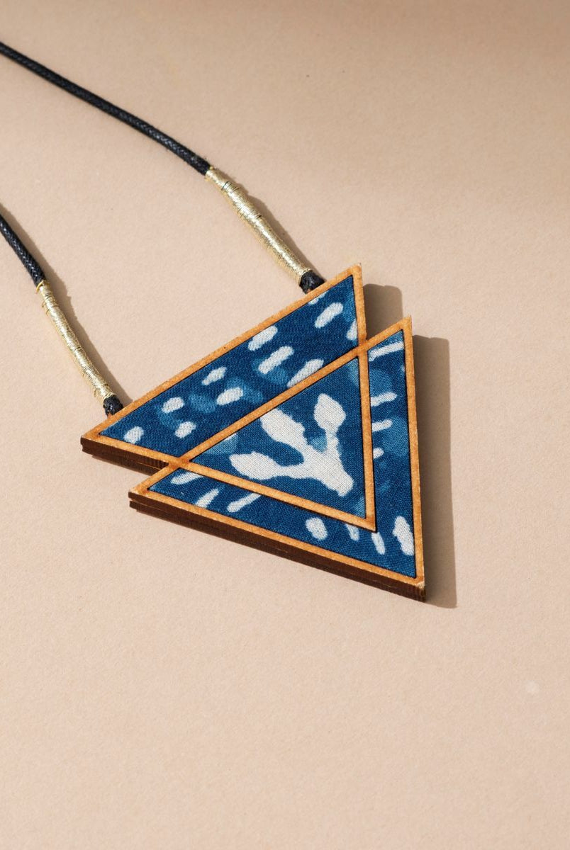 Indigo Triangular Necklace - CiceroniNecklaceWhe by Abira