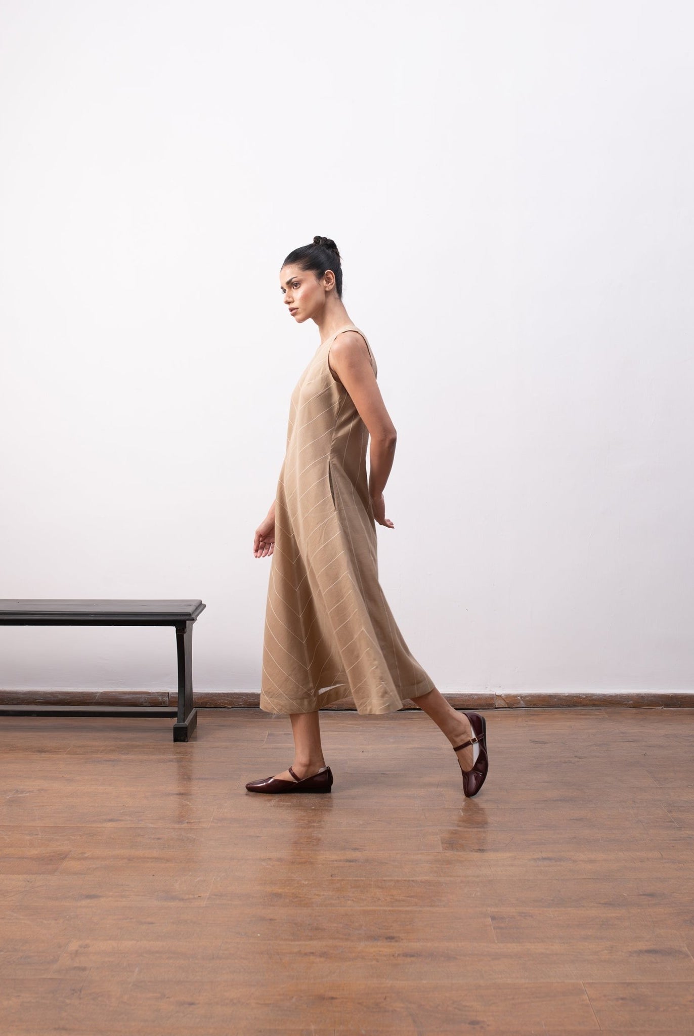 Ingrid Layered Dress - Warm Beige - CiceroniDressesHiranya
