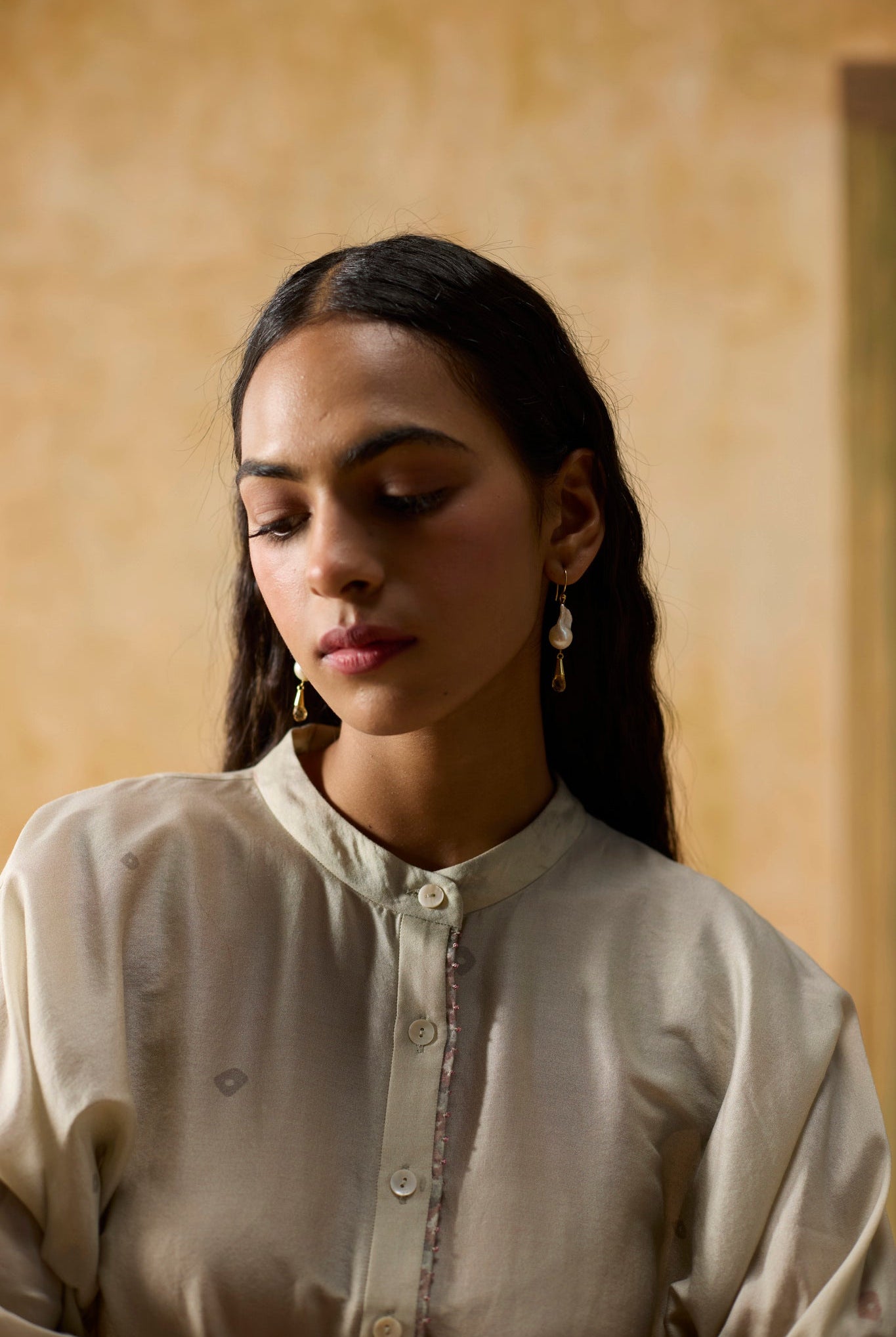 Issiki Shirt - Off White - CiceroniWomen ShirtsKhyati Rughani