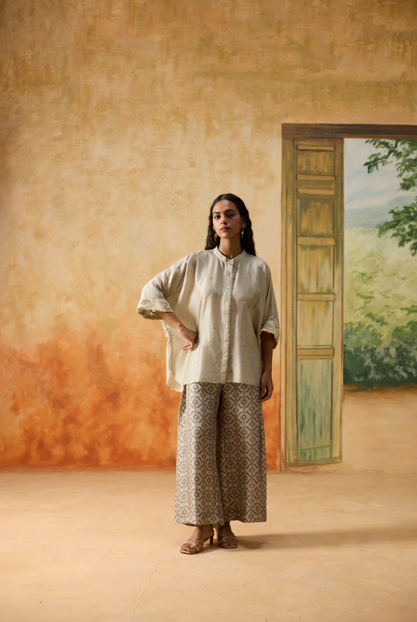 Issiki Shirt - Off White - CiceroniWomen ShirtsKhyati Rughani