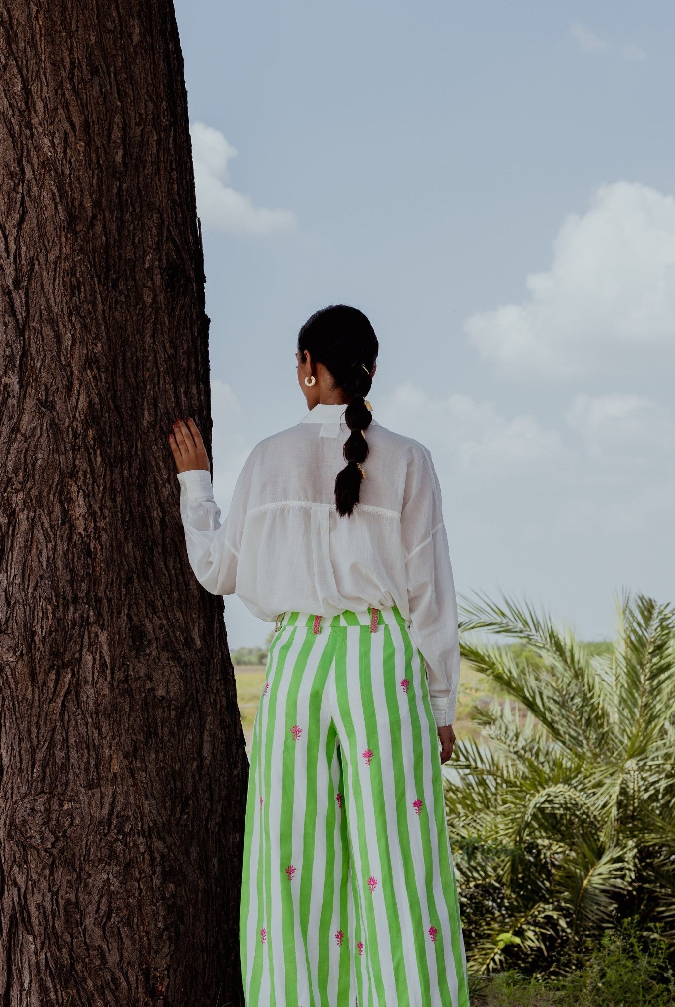 Jaigarh Shirt - White Chikankari - CiceroniWomen ShirtsThe Raw India