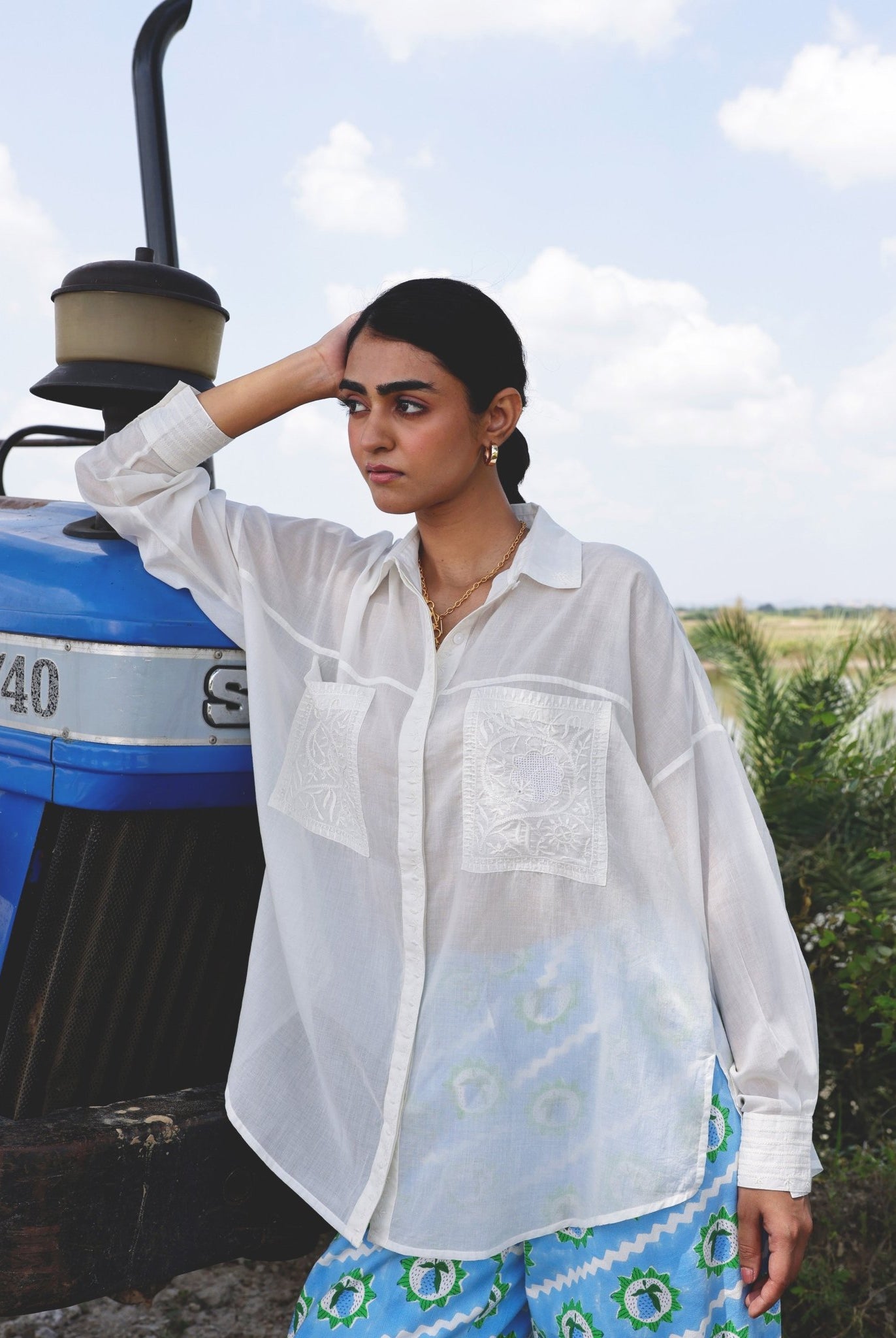 Jaigarh Shirt - White Chikankari - CiceroniWomen ShirtsThe Raw India