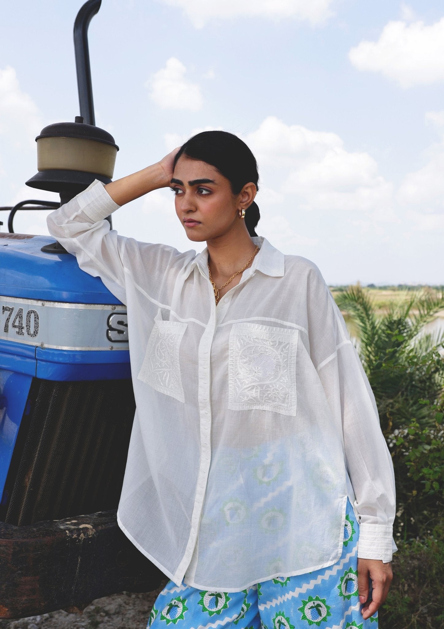 Jaigarh Shirt - White Chikankari - CiceroniWomen ShirtsThe Raw India