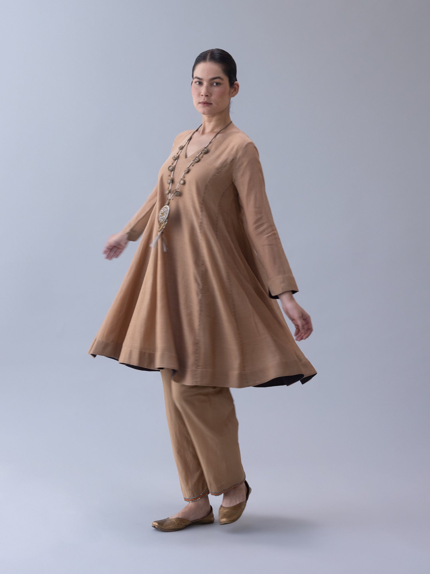 Jomo Kurta - CiceroniKurtaShades of India