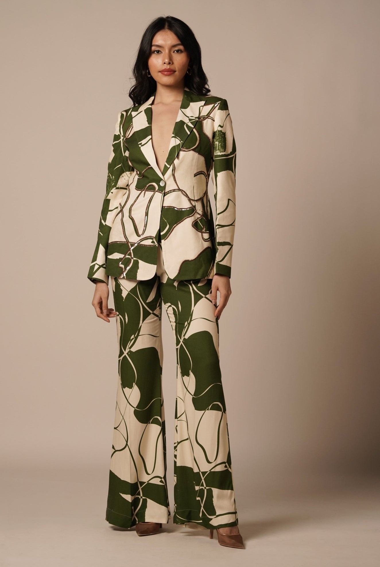 Kaee Embroidered Blazer - CiceroniBlazersAdvait