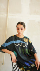 Kaftaan Dress In Chetti Black Crepe - CiceroniDressesNIKYTA