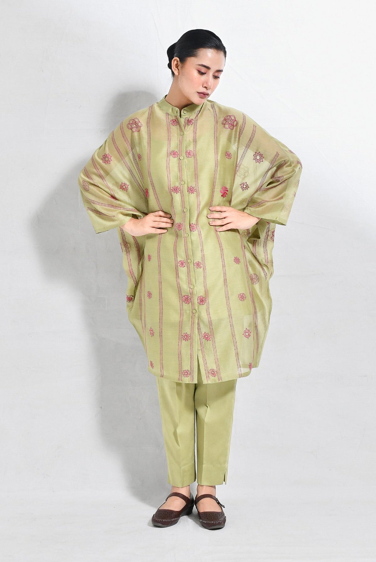 Kantha Embroidered Chanderi SIlk Kaftan Co - ord (Set of 3) - Pista Green - CiceroniKurta Set, Everyday WearHiranya