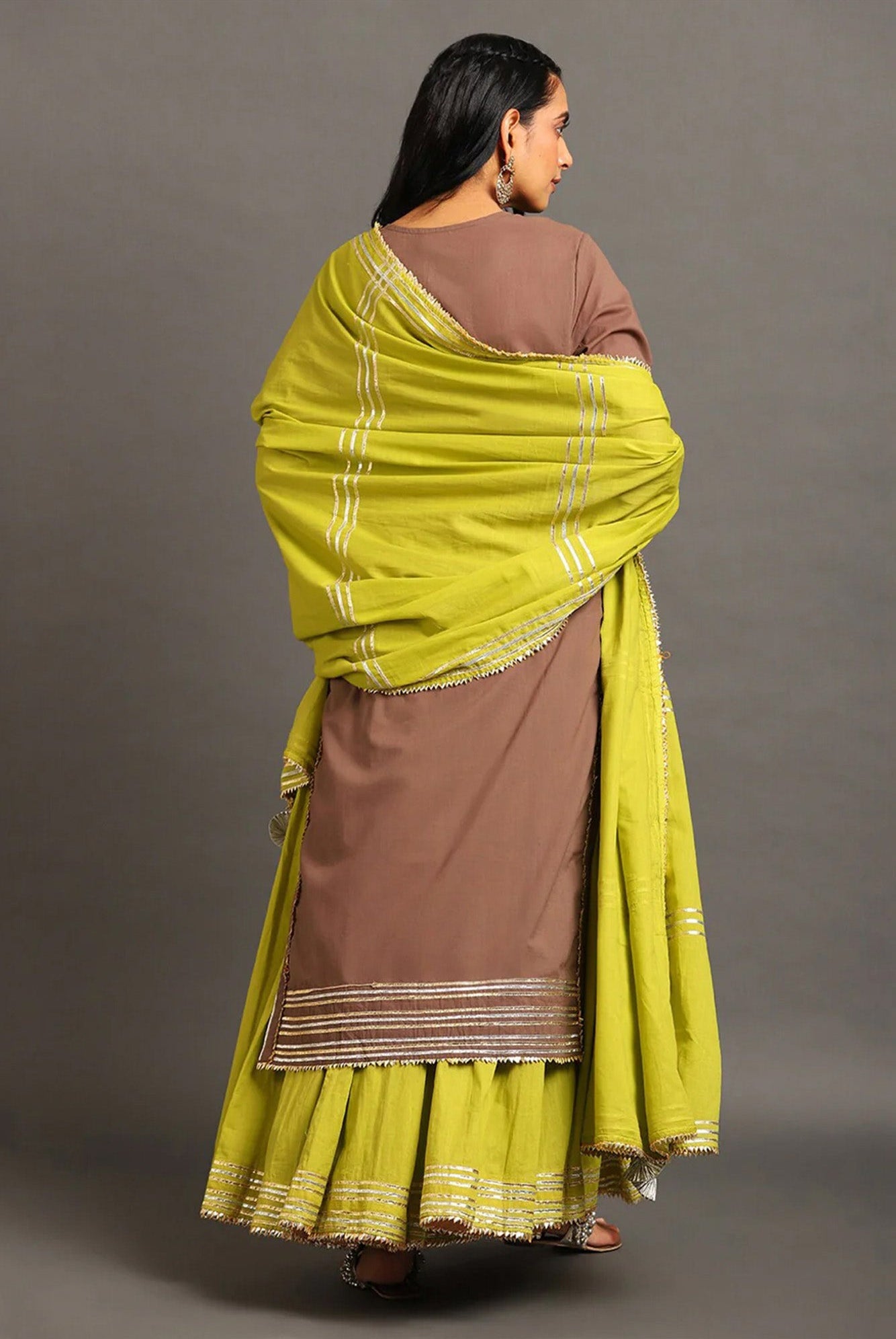 Kaynaat Kurta Ghaghri Set - CiceroniKurta Set, Festive WearOmaana