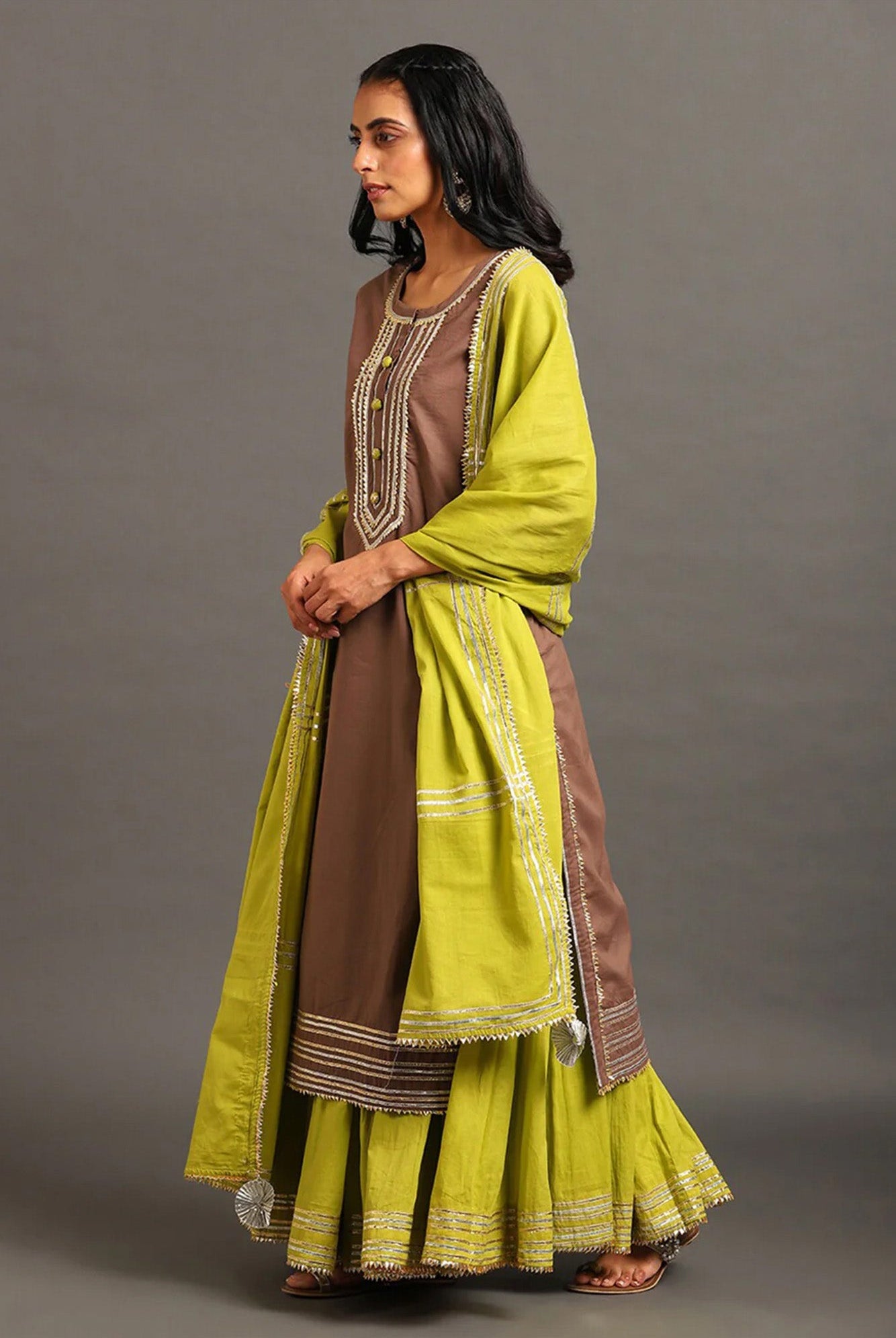 Kaynaat Kurta Ghaghri Set - CiceroniKurta Set, Festive WearOmaana