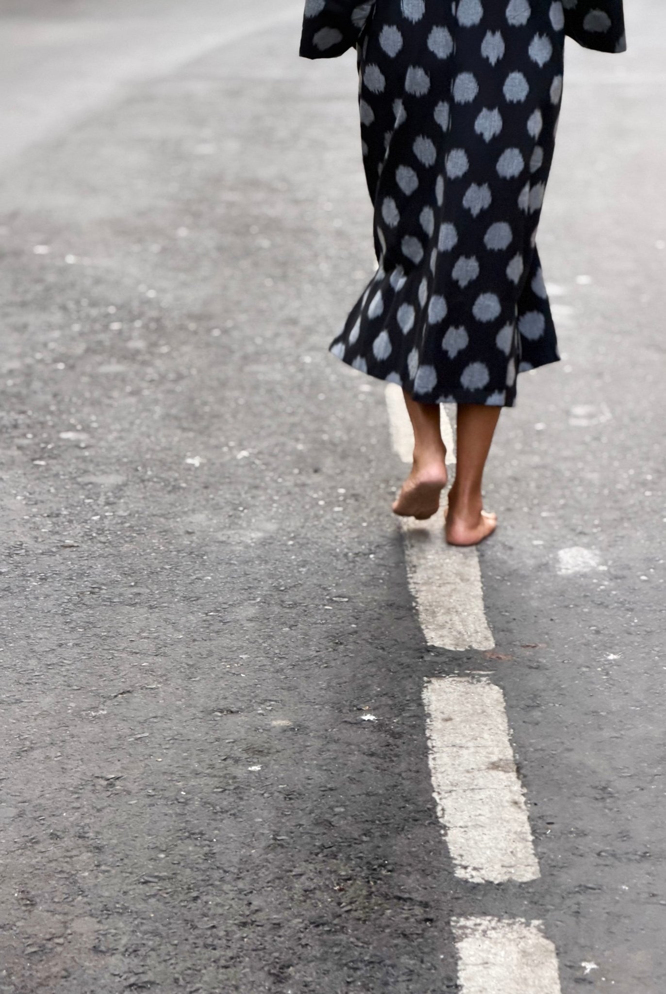 Kimono Tunic in Black Ikat - CiceroniTunicsChiu