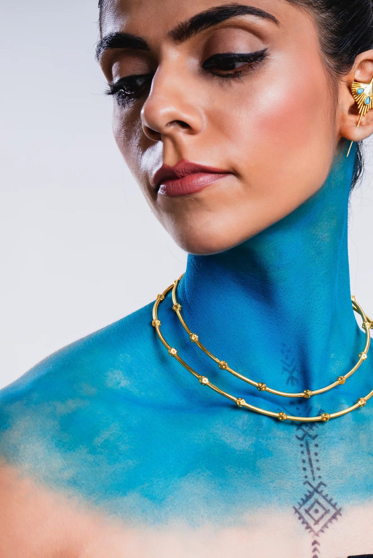 Koi Geometric Gold Choker - CiceroniChokerUnbent