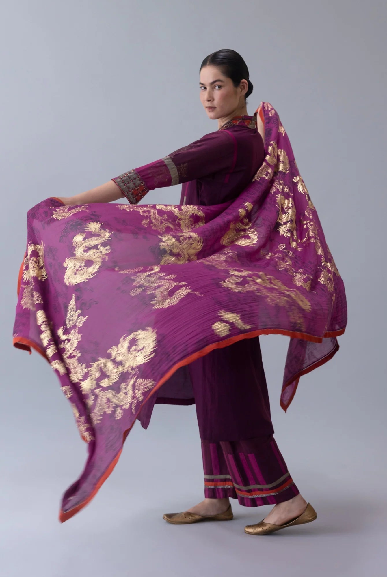 Kora Wine Dupatta - CiceroniDupattaShades of India