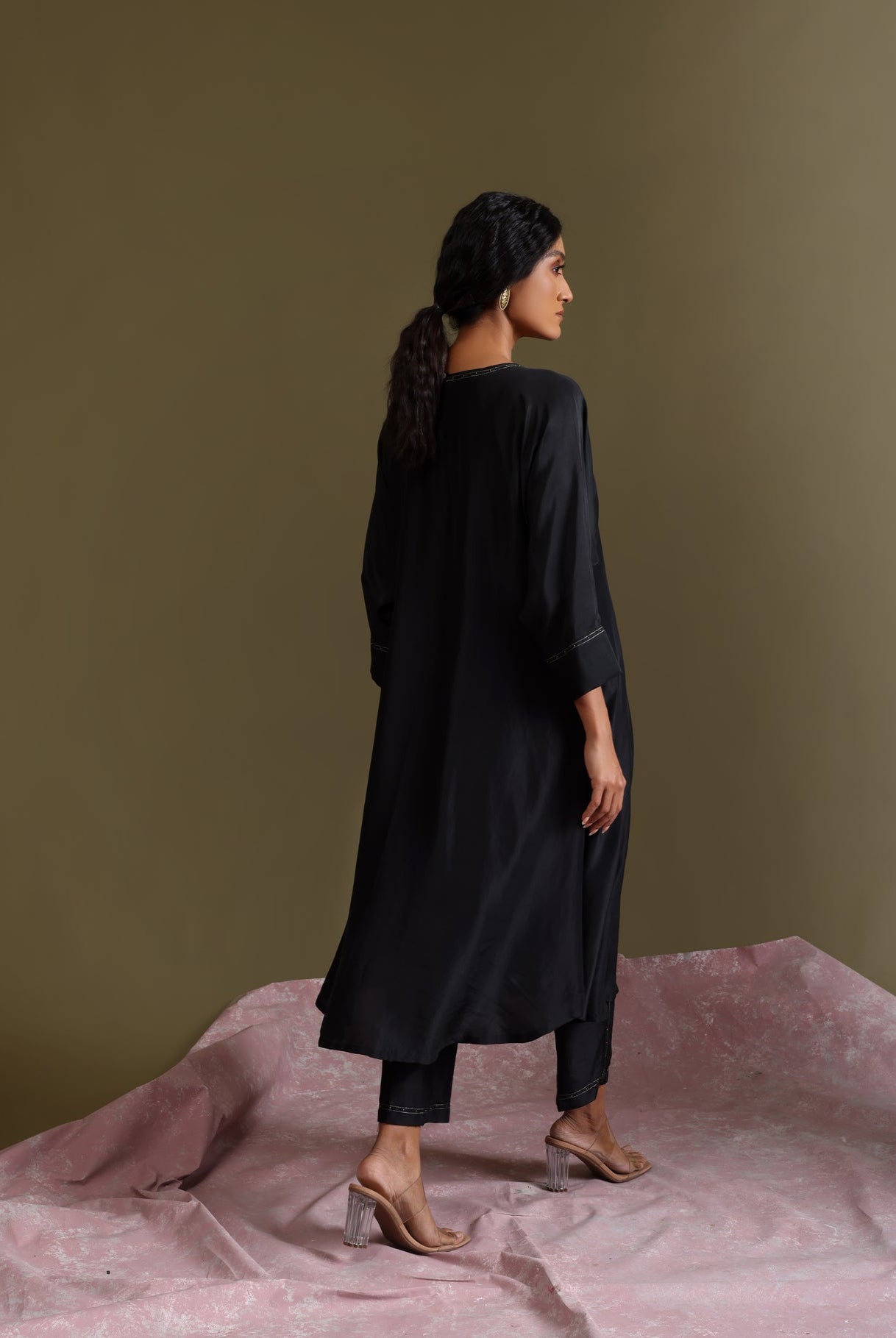 Kshiti Outfit - CiceroniKurta Set, Festive WearChokhi Chorri