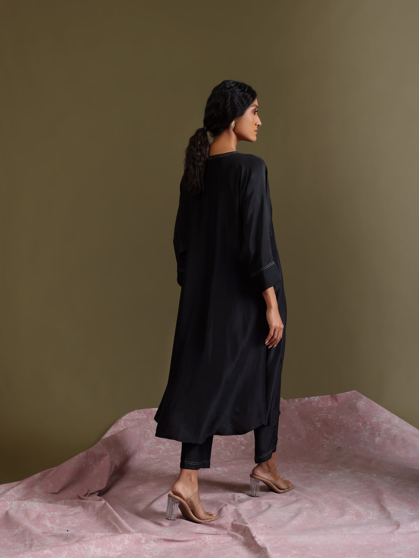 Kshiti Outfit - CiceroniKurta Set, Festive WearChokhi Chorri