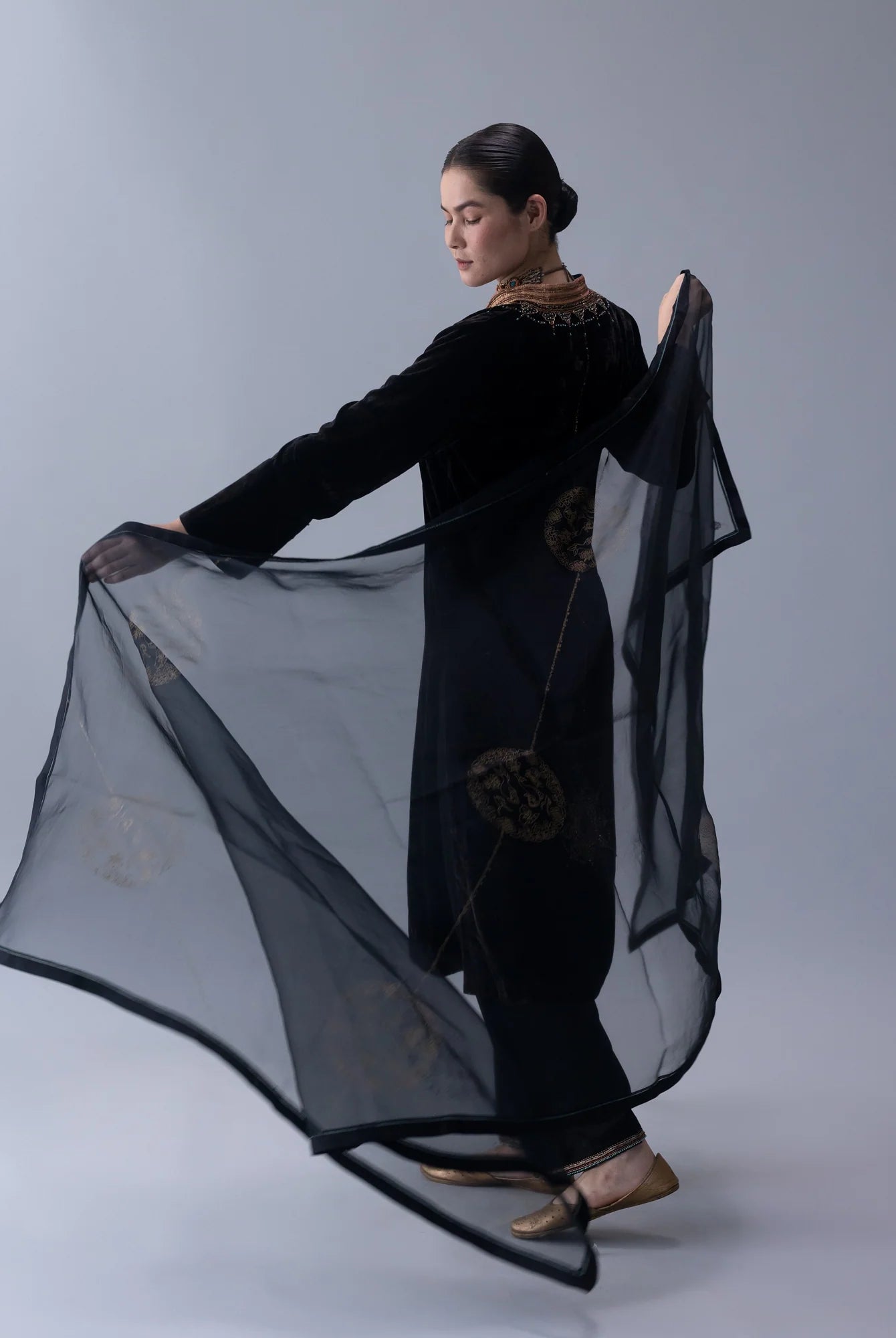 Kunzang Black Dupatta - CiceroniDupattaShades of India