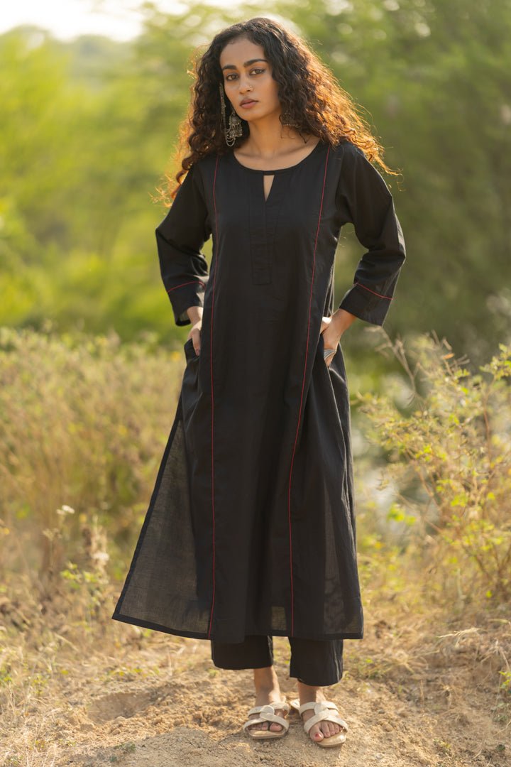 Kuro Kurta Set with Dupatta - CiceroniKurta Set, Everyday WearMaidaan