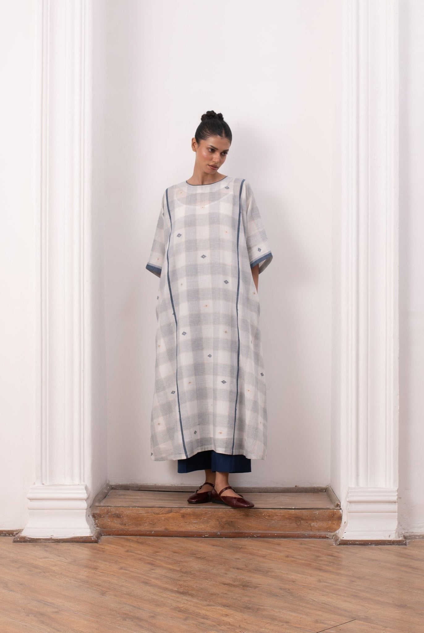 Kusama Jamdani Set - White & Indigo - CiceroniKurta Set, Everyday WearHiranya