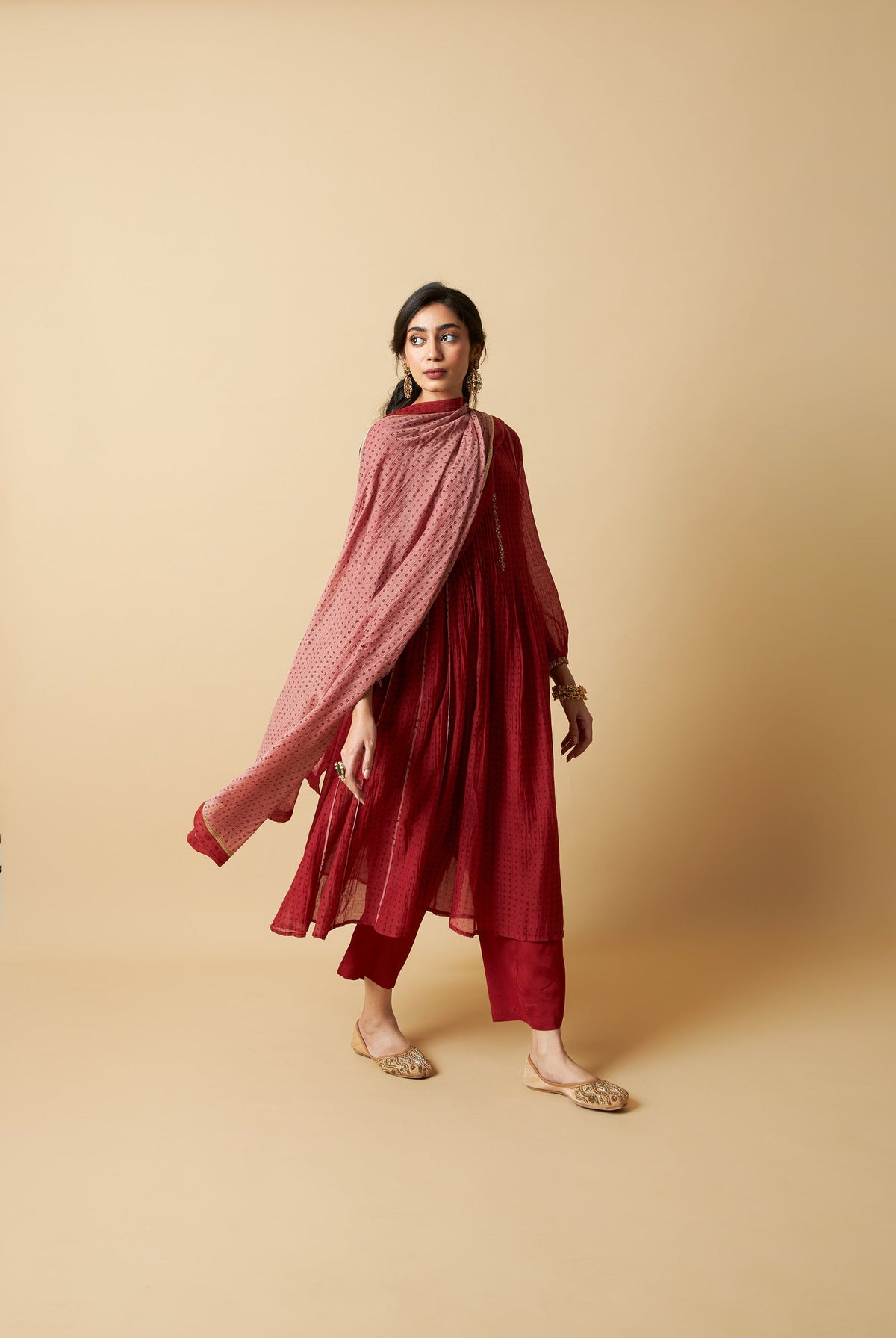 Laal Gulal Embroidered Dupatta - CiceroniDupattaPants and Pajamas