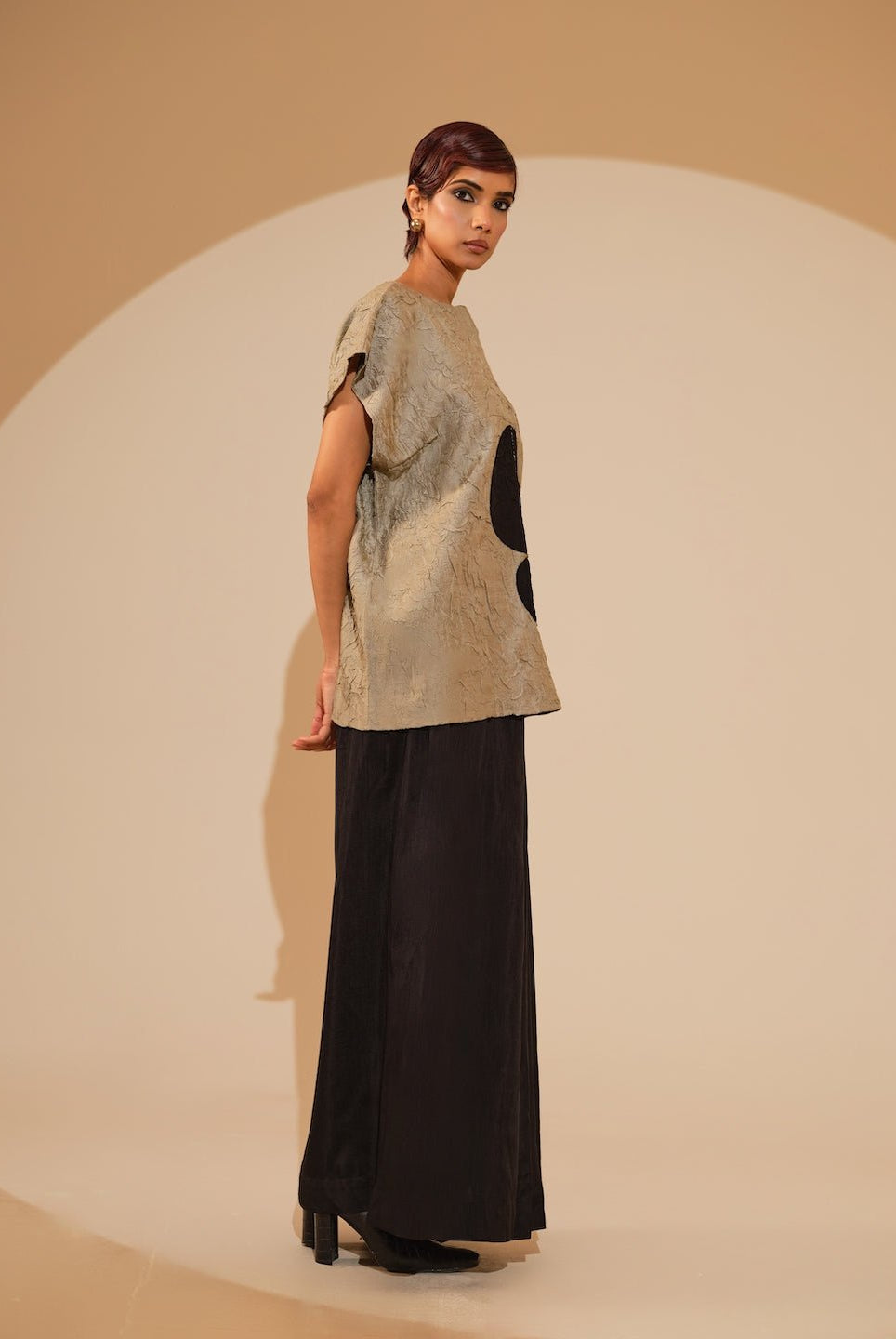 Lane Top - Taupe and Black - CiceroniTopsStoique