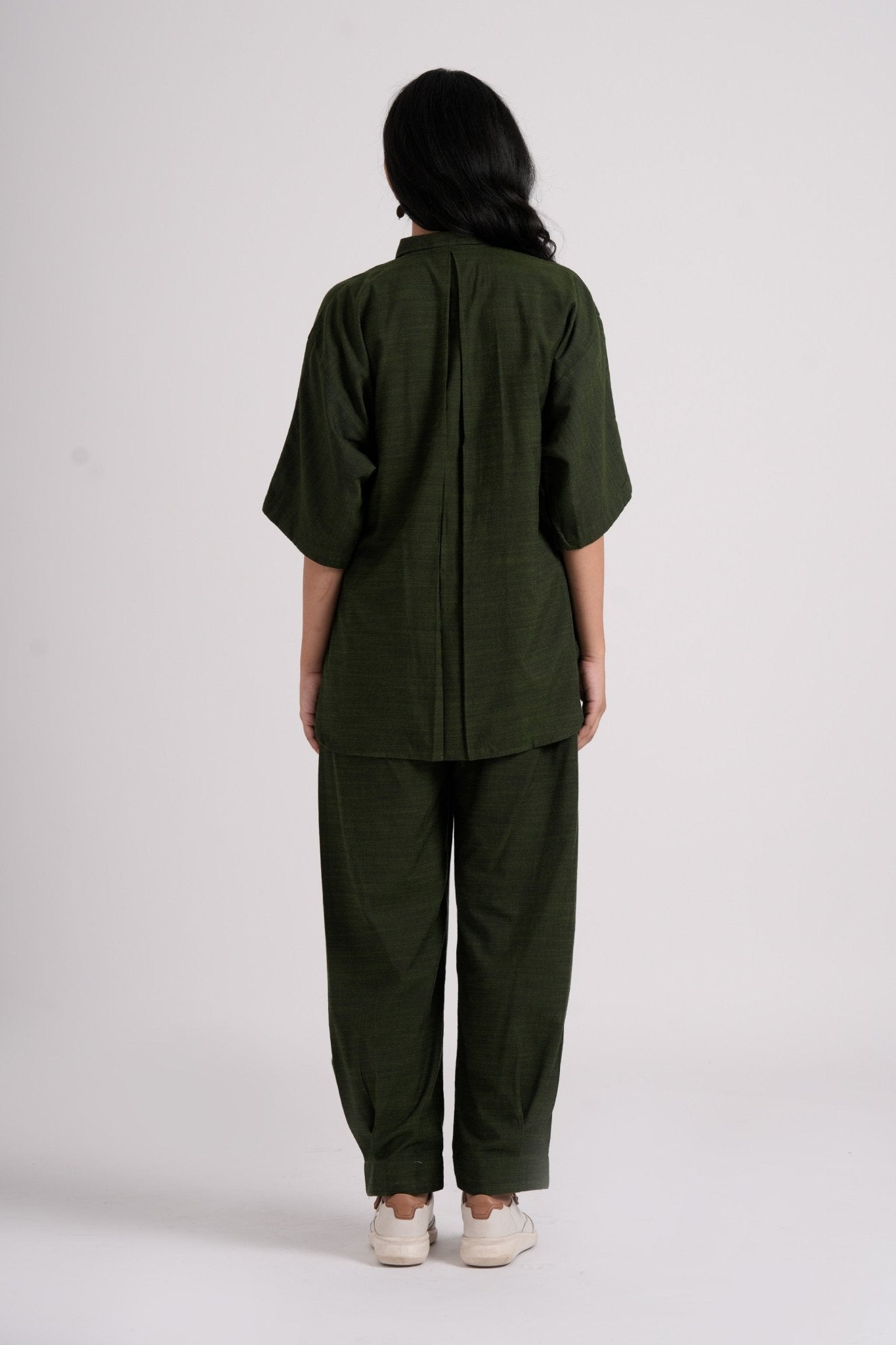 Lava Shirt - Seaweed Green - CiceroniShirtsThe Kaatn Trail