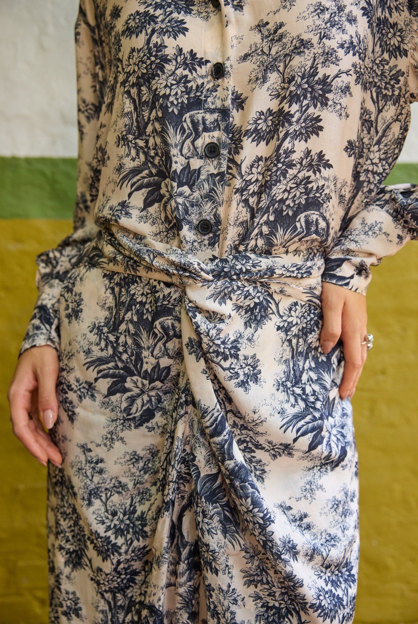 Lia Skirt Set - CiceroniSkirt SetHappi Space