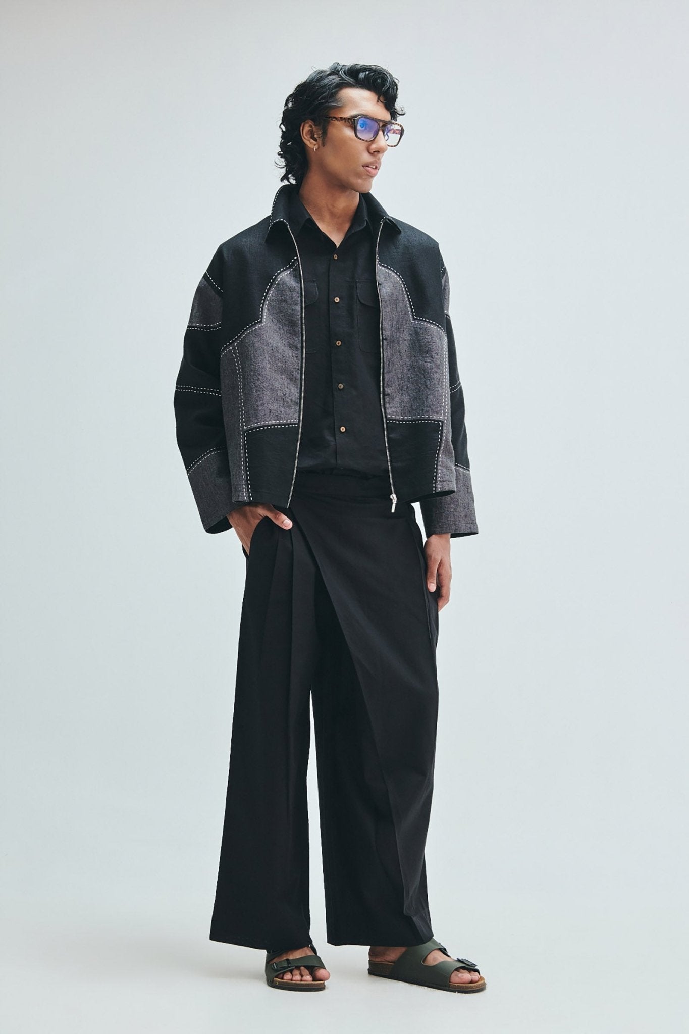Linen Kantha Men’s Applique Panelled Jacket - CiceroniJacketSaphed