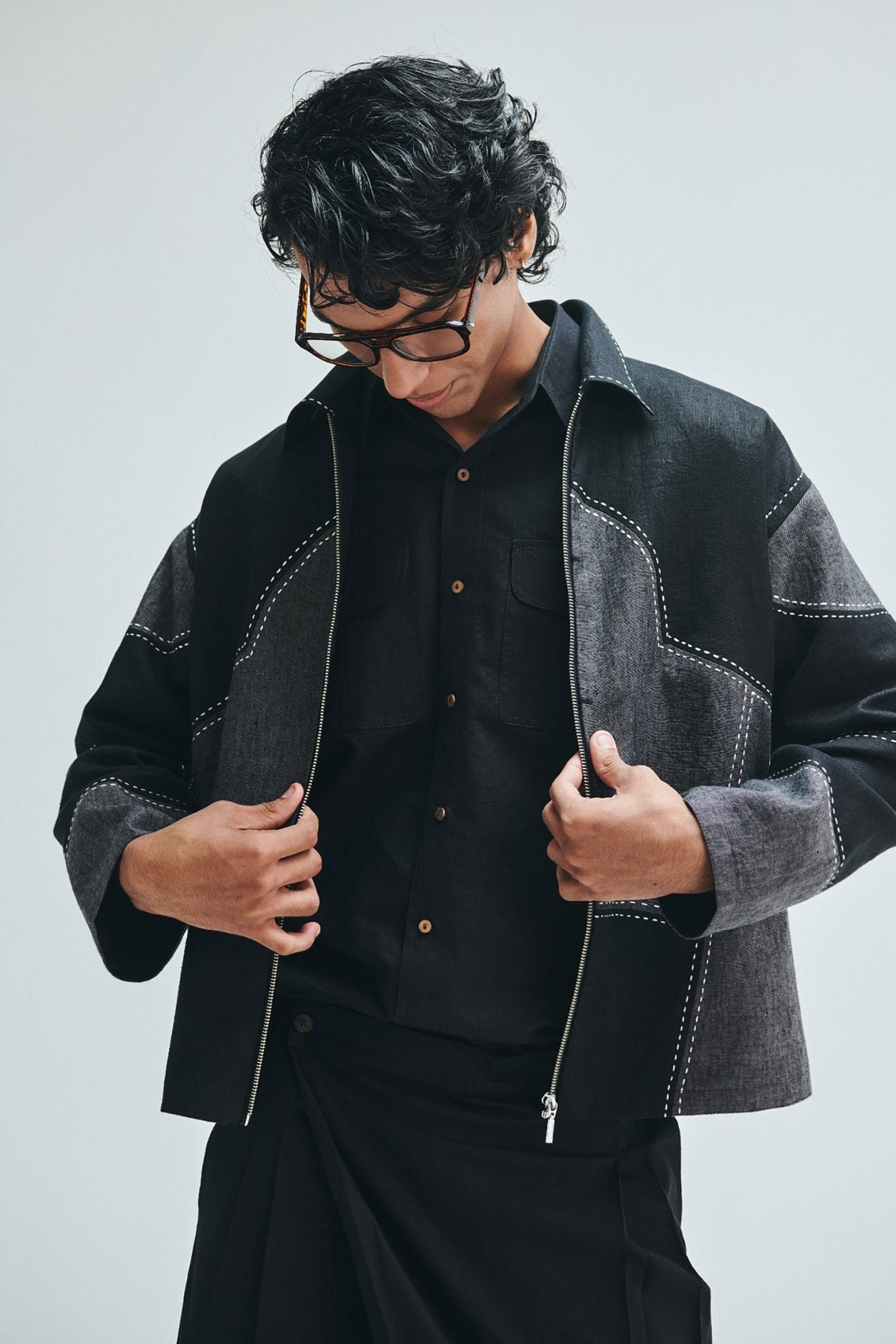Linen Kantha Men’s Applique Panelled Jacket - CiceroniJacketSaphed